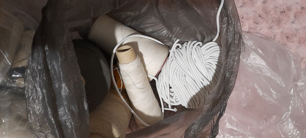 Одеяло вълна и ПАН; поларени; конци, ресни