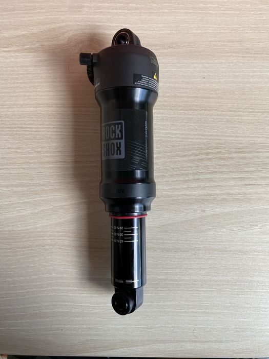 Заден шок за колело Rockshock Deluxe Select Debonair 210x50