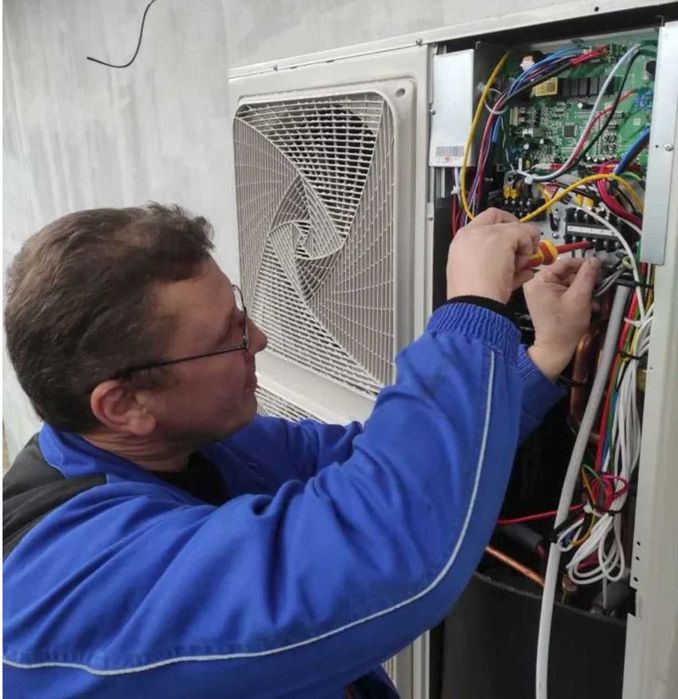 Частный электрик, Установка светильника прокладка кабеля