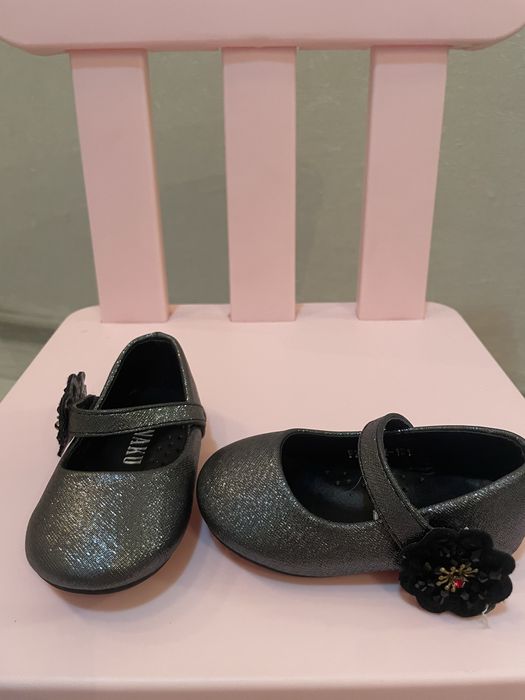 Продам туфли детские