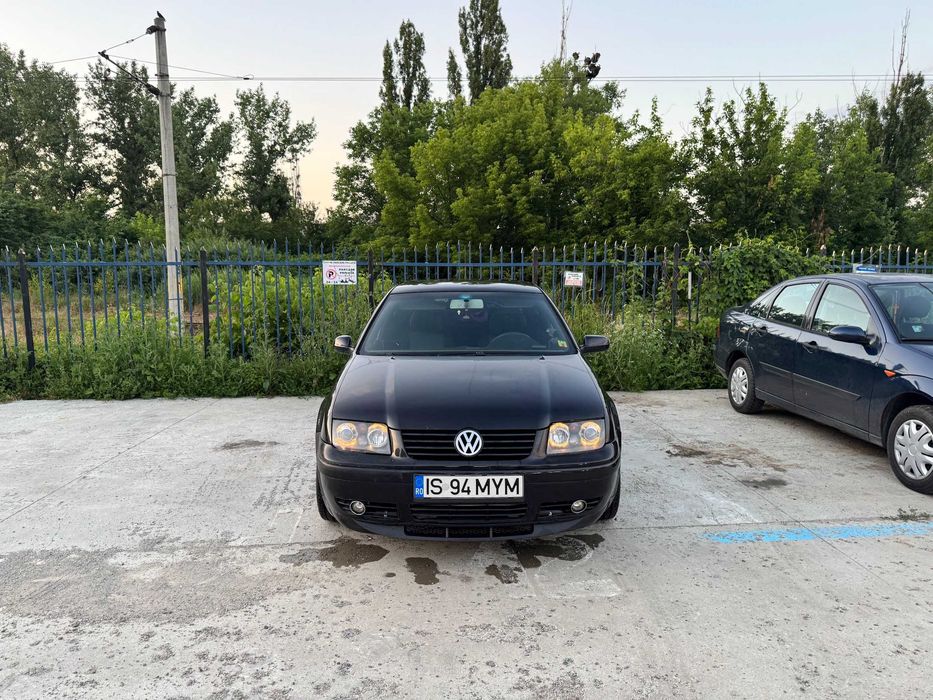 VOLKSWAGEN Bora 2002
