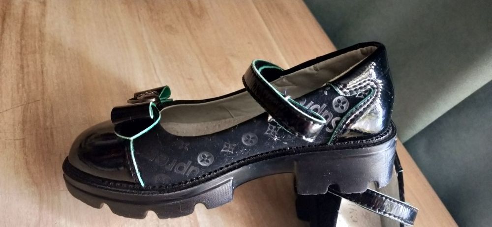 Туфли  для девочки