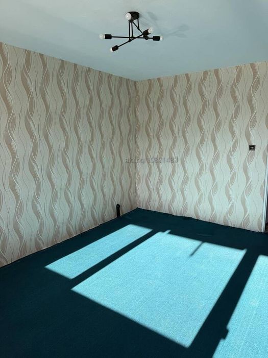 Продавам просторен 3-ст в кв. Мошино