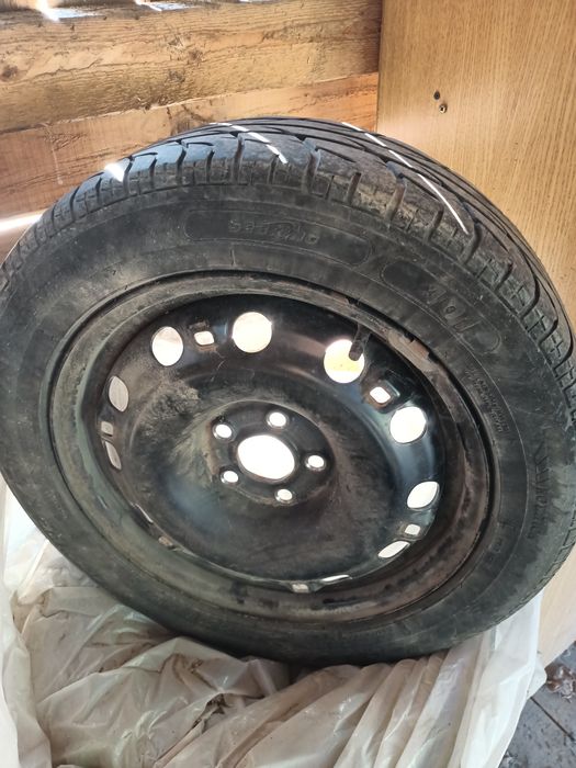 Anvelope vara 195/55/15 cu jenti