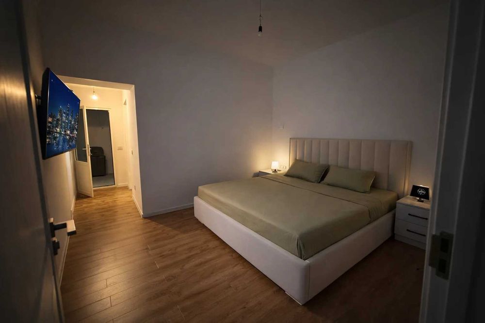 Продается участок 5,5 соток на Мирабадском районе.