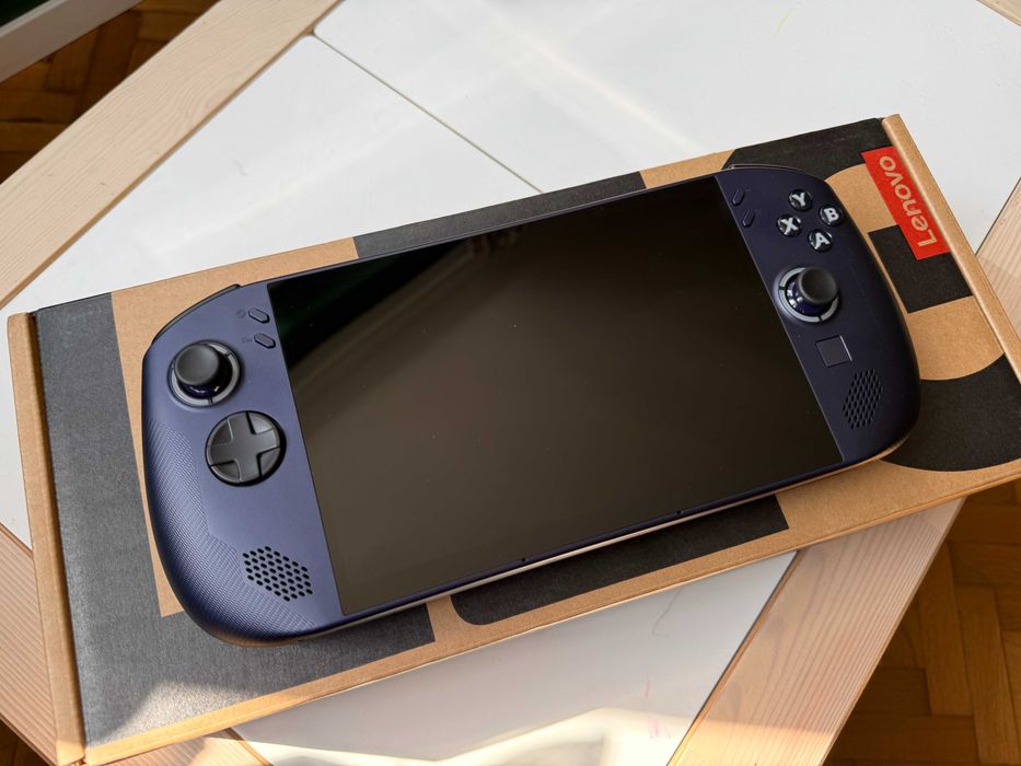 Lenovo Legion Go S, Z1 Extreme, 1TB SSD, 16GB Ram, SteamOS, с гаранция