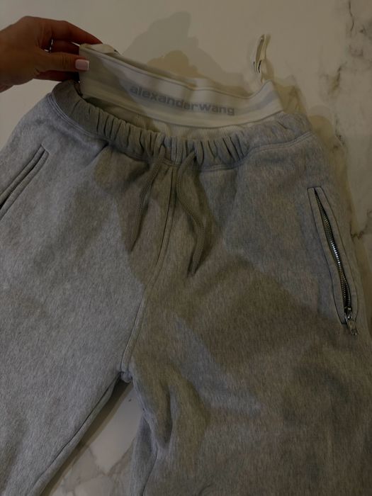 Анцунг Alexander Wang