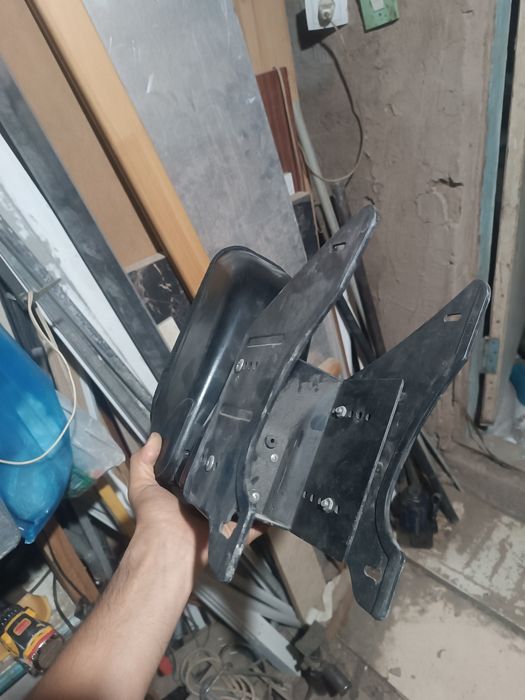 Подлокотник  для авто универсальный