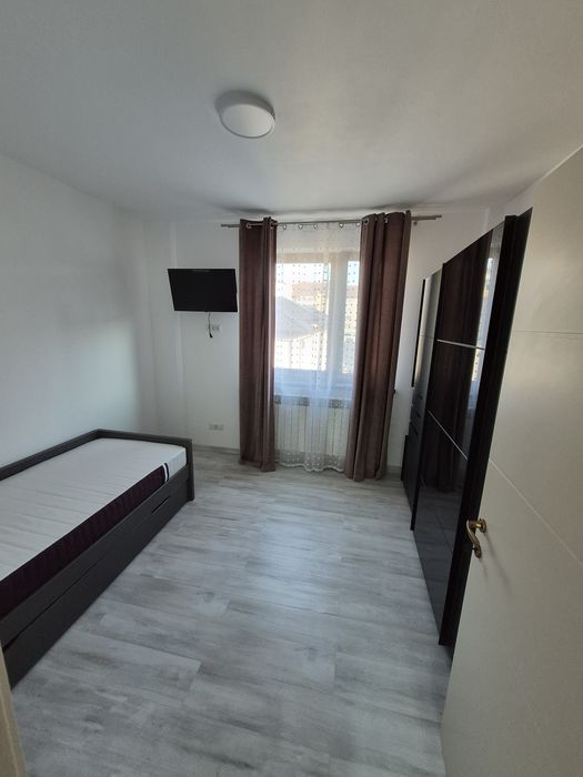 Apartament 3 camere de închiriat – Piatra Neamț, strada Mihai Stamatin