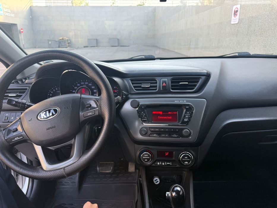 Kia rio 2014г 1.5л