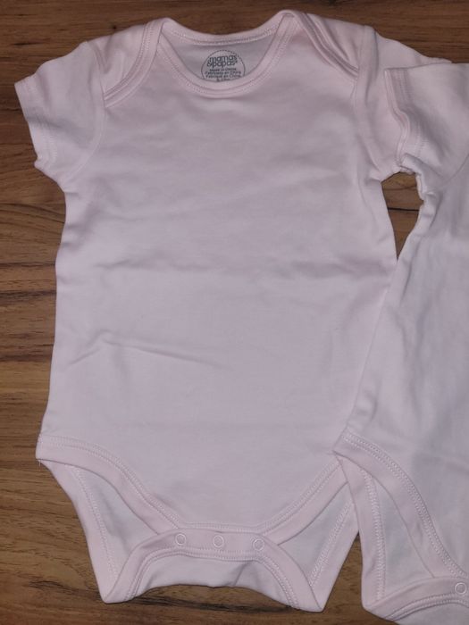 Две нови бодита Mamas&papas