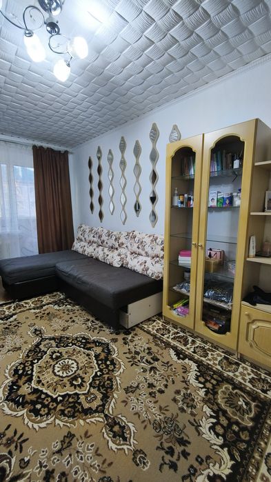 Продам зеркала настенные