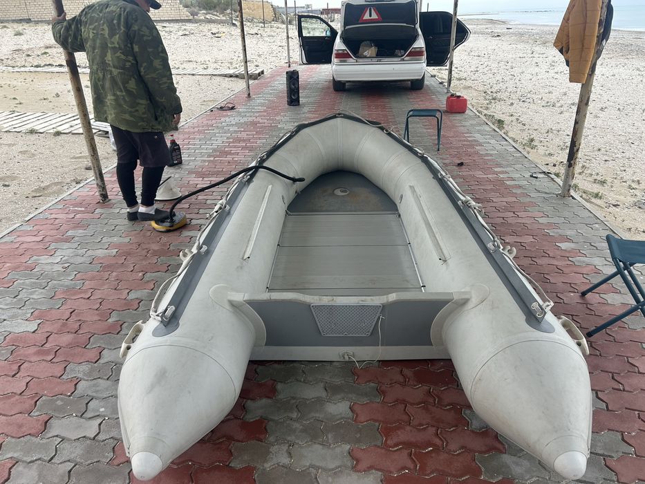 Прода. Лодку с мотором хорошом сотояние