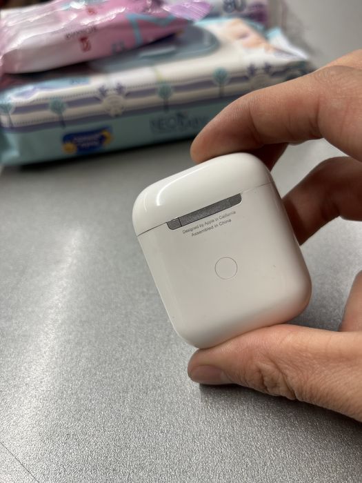 Airpods оригинал