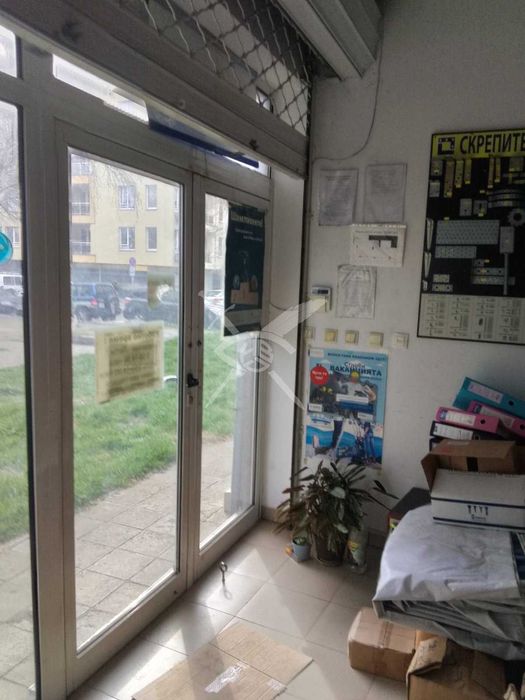 Продава се Магазин в Бургас, Зорница - 100 кв.м за 1490 €/кв.м - Снимка #4