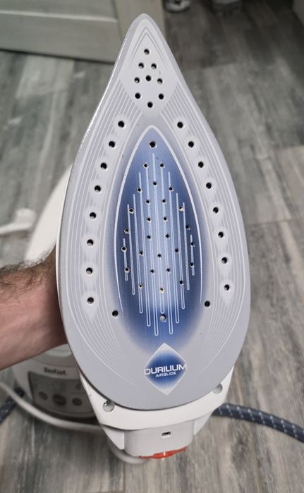 Statie de calcat Tefal Express Anti-calc