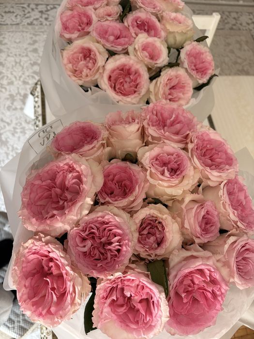 Букеты из 15шт роз два букета в наличии