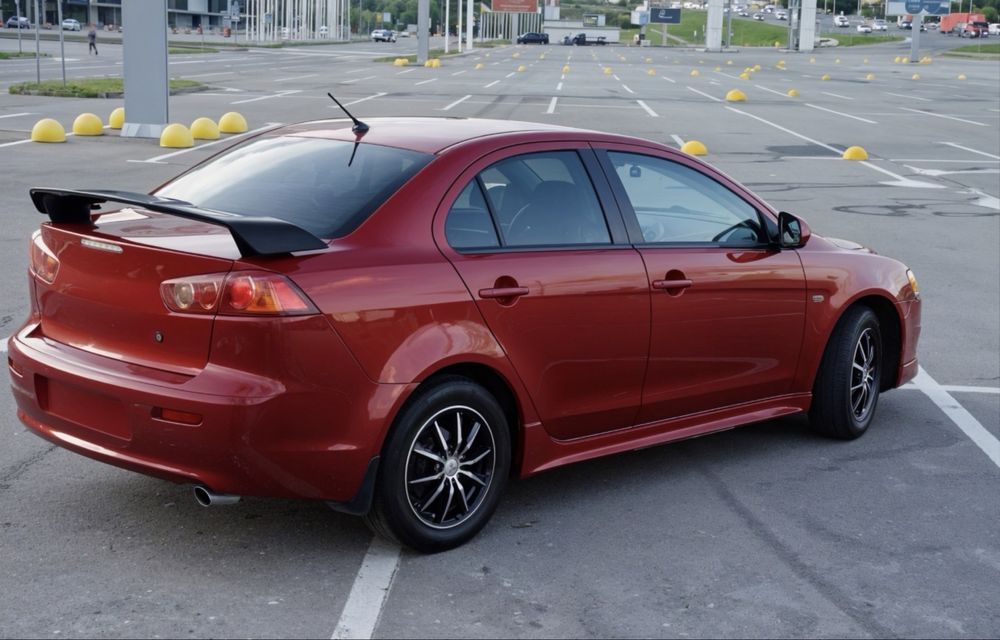 Eleron portbagaj MITSUBISHI LANCER VIII EX 2007-2016 GTS negru lucios