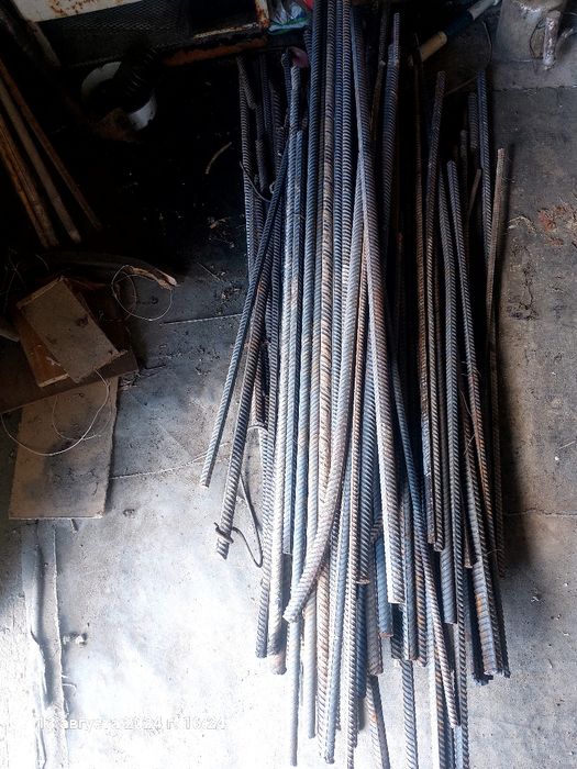 Продам арматуру .