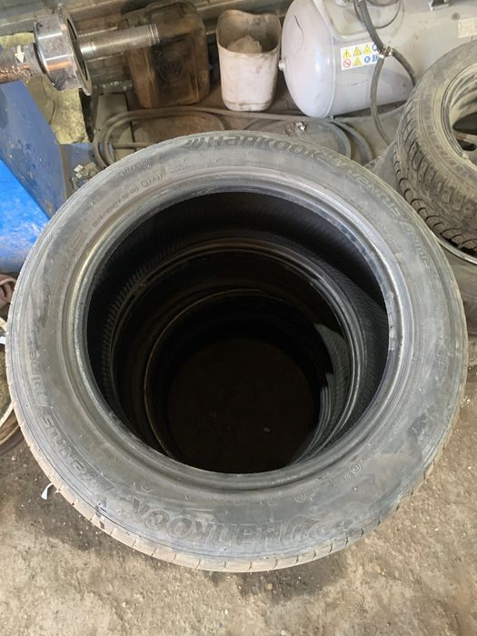 продам шины 215/55/17