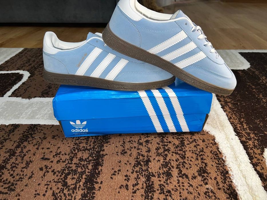 продаю Adidas spezial