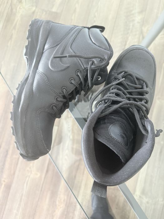 Боти NIKE черни