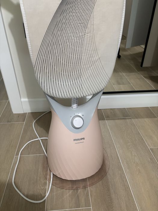 Aparat de Calcat Vertical Philips GC552/40 ComfortTouch Putere 1800W Tehnologie FlexHead Roz