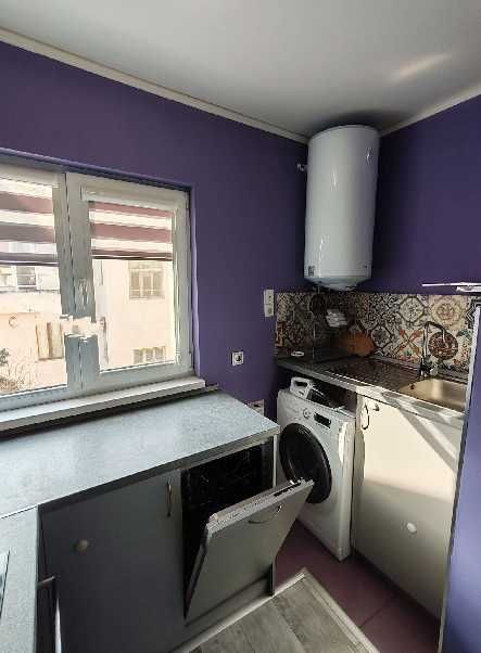 Дава се под наем Двустаен апартамент в София, Център - 62 кв.м за 648.72 € - Снимка #2