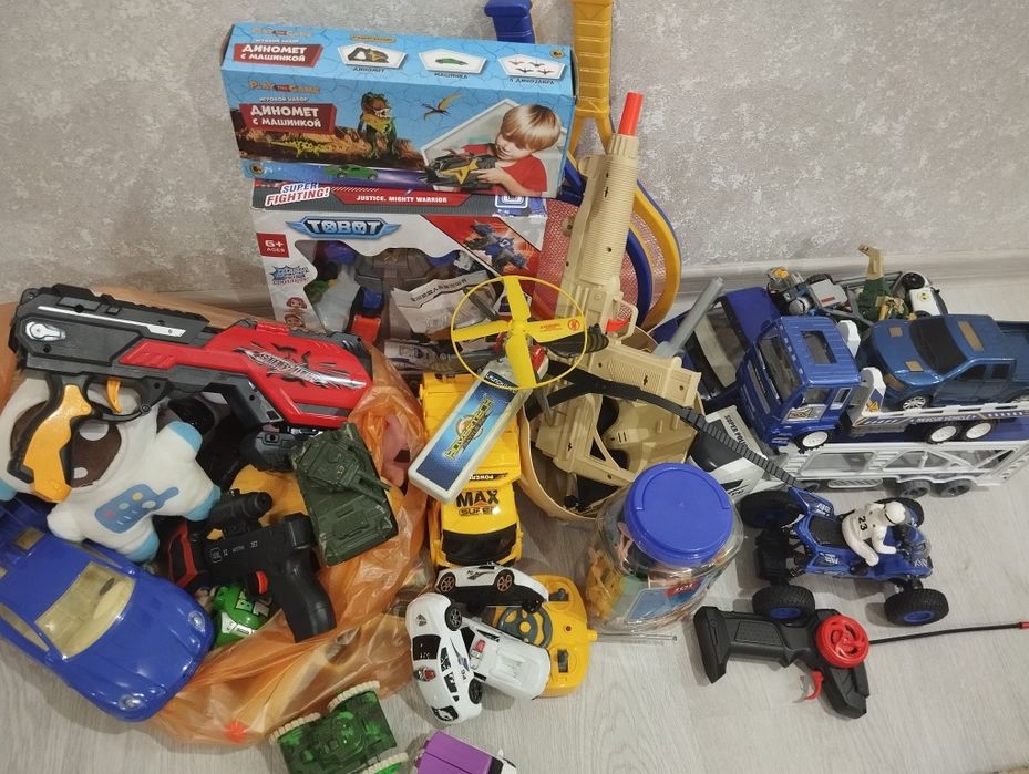 Игрушки б/у детские