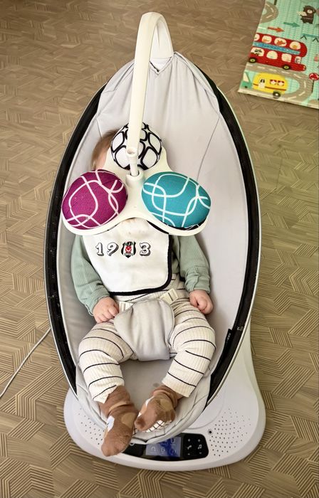 Люлка шезлонг за бебе 4moms