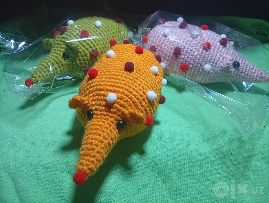 Вязаные ежики игрушки