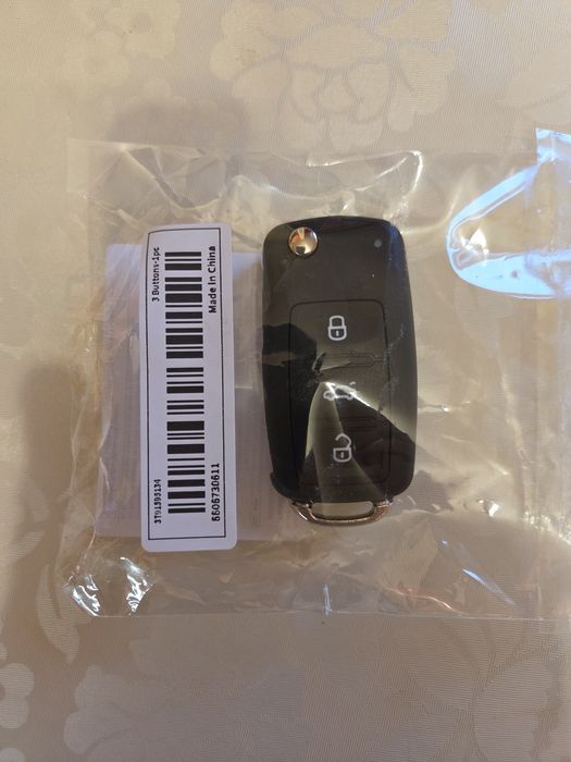 Чисто нова кутийка за ключ за Volkswagen !!!