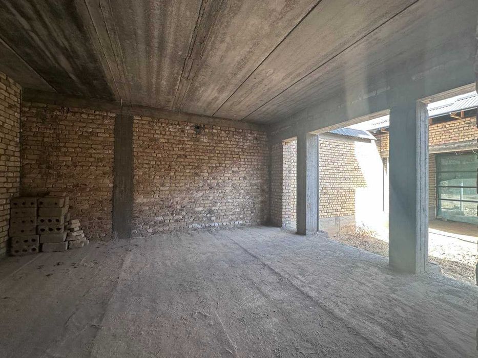 Hovli sotiladi— GULISTON-3