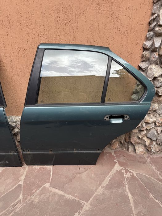 Двери Задние Седан BMW e36