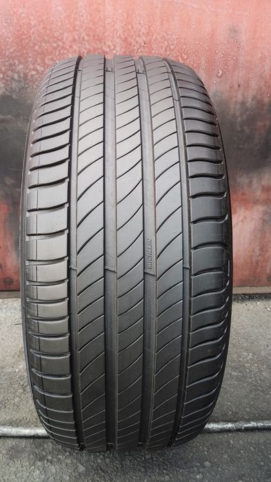 1брой лятна гума 235/45/18 Michelin Primacy 4 
dot0724
7+mm