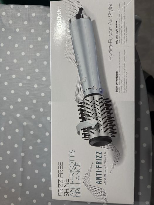 Perie rotativa de par BaByliss Hydro Fusion  Air Styler