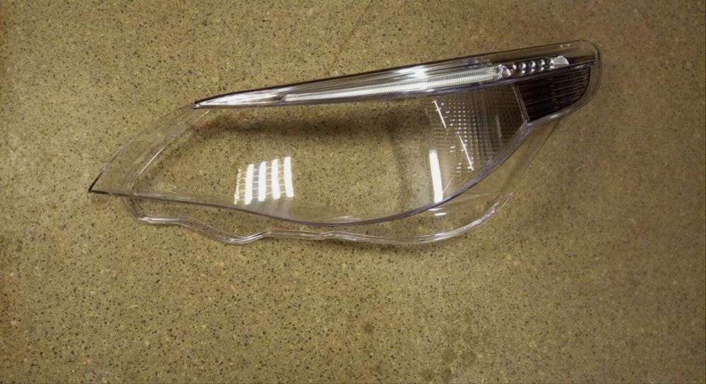 Sticle far xenon Bmw e60 non facelift 2006+