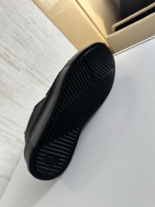 Продам кеды Nursace