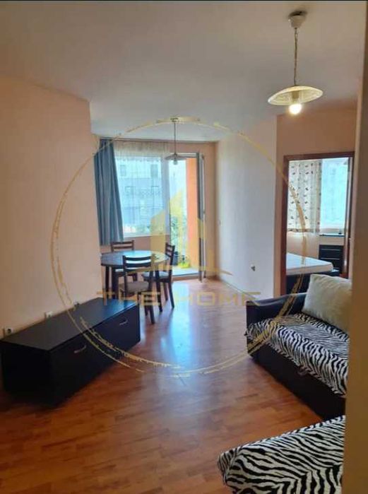 Дава се под наем Тристаен апартамент в Варна, Цветен квартал - 80 кв.м за 500 € - Снимка #2