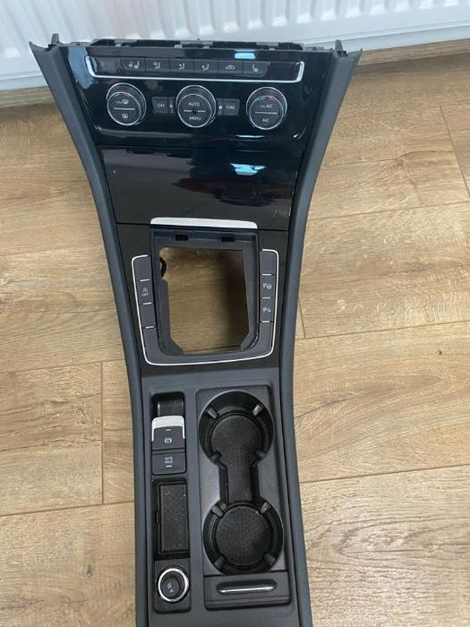Consola -  VW GOLF VII