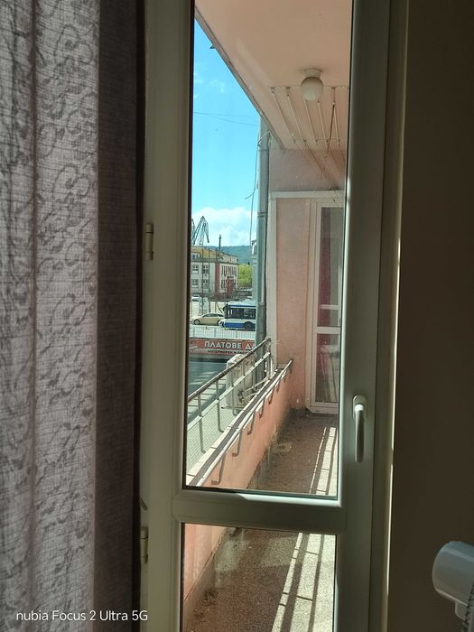 Продаваме тристаен в гр. Варна