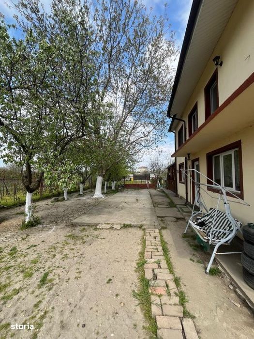 Casa in Malu Mare, teren 2354 mp,curte mare si potential extindere