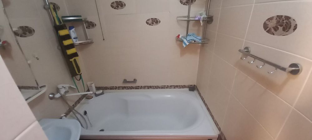 Продам 2ком квартиру в молодежном