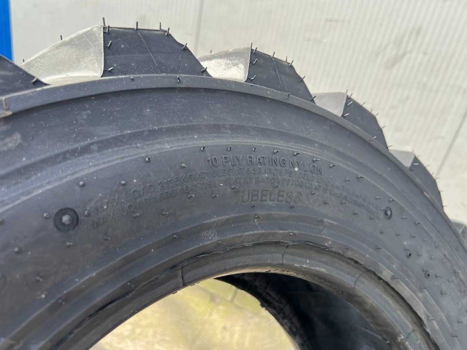 Anvelope noi 10-16.5 cu 10 pliuri marca CEAT pentru bobcat
