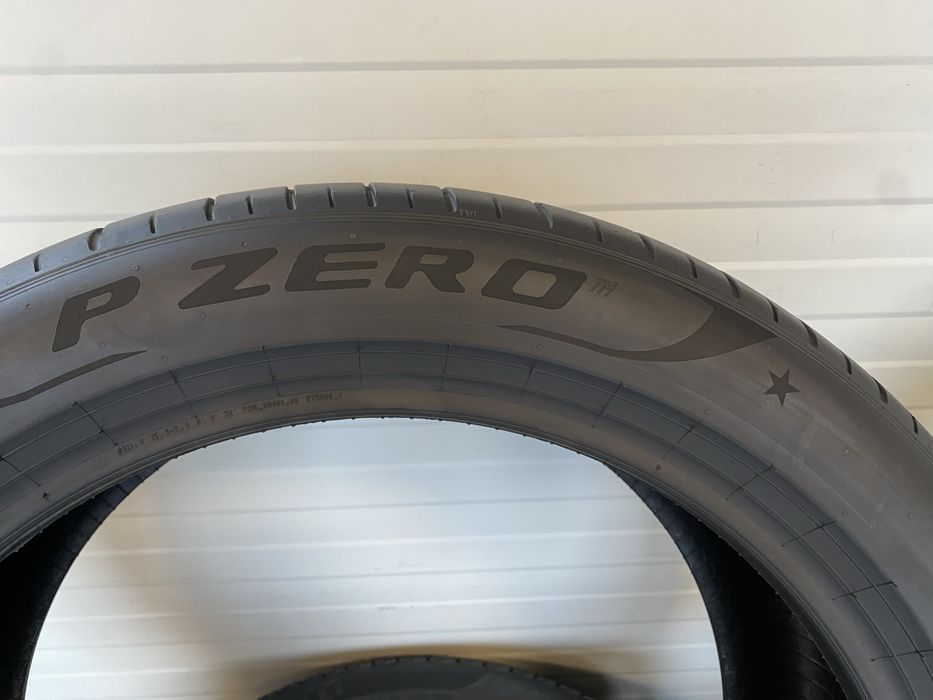 4бр Летни гуми спорт пакет 255/45/20/285/40/20/Pirelli P zero/dot2822г