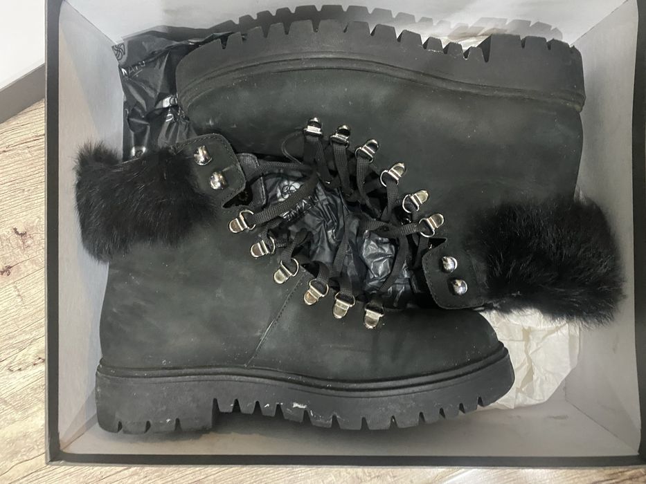 Женские Зимние ботинки