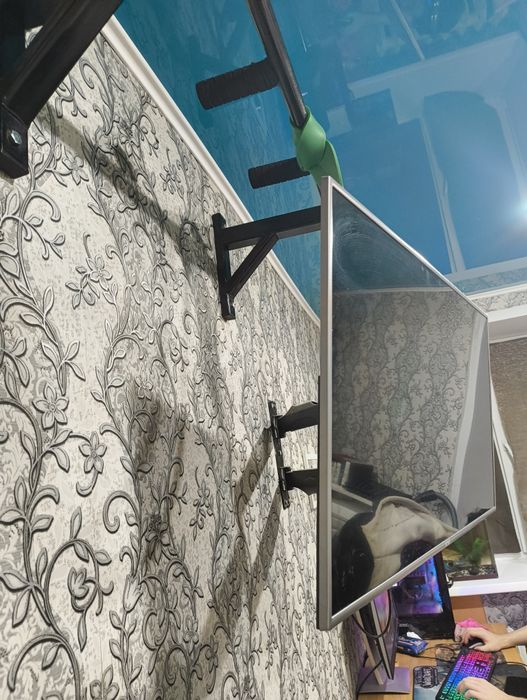 Продам рабочий телевизор