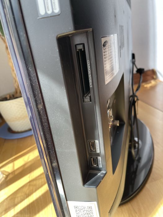 Телевизор SAMSUNG LE32D450G1W