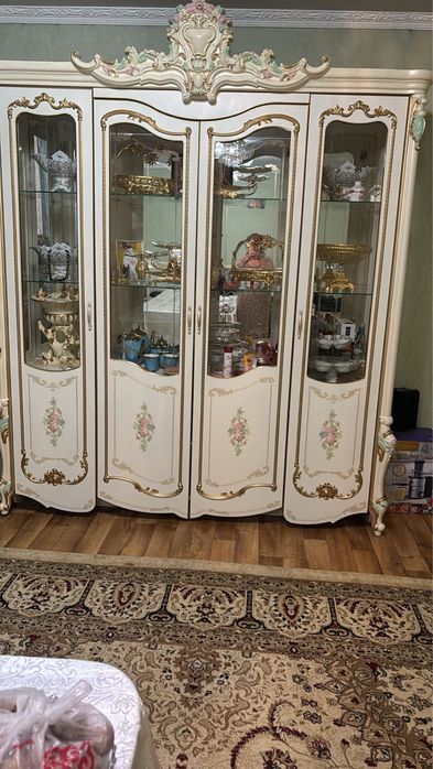 Гостинный гарнитур 250000