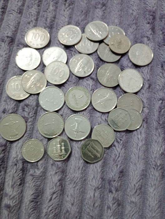 Монеты арабские, южно корейские, японские